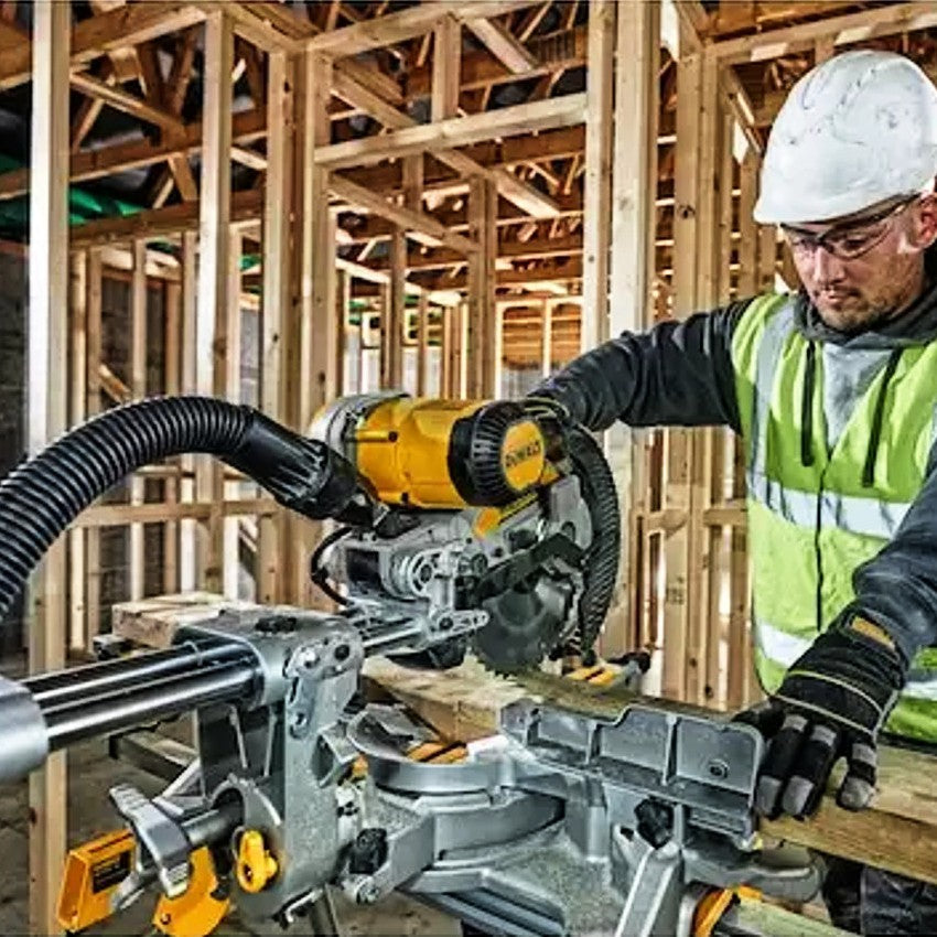 Dewalt Kapp-/Gjærsag