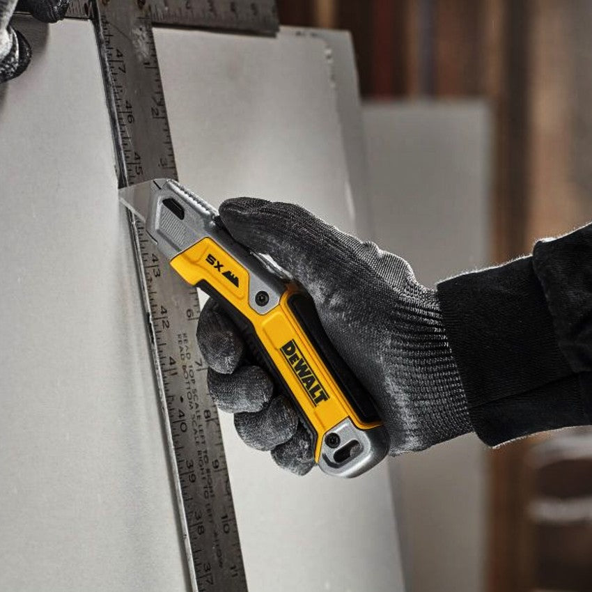 Dewalt 3.0 Universalkniv Uttrekkbar DWHT10998-0