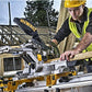 Utleie - Dewalt 18X XR Kapp-/gjærsag på batteri - Med Stativ